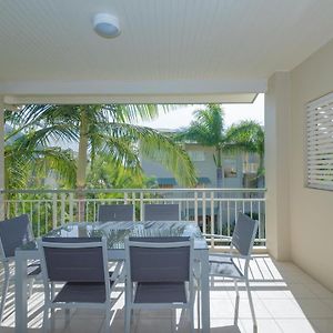 One-Bedroom Apartment Pool View